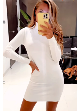 Pull tunique blanc à col roulé. - 1